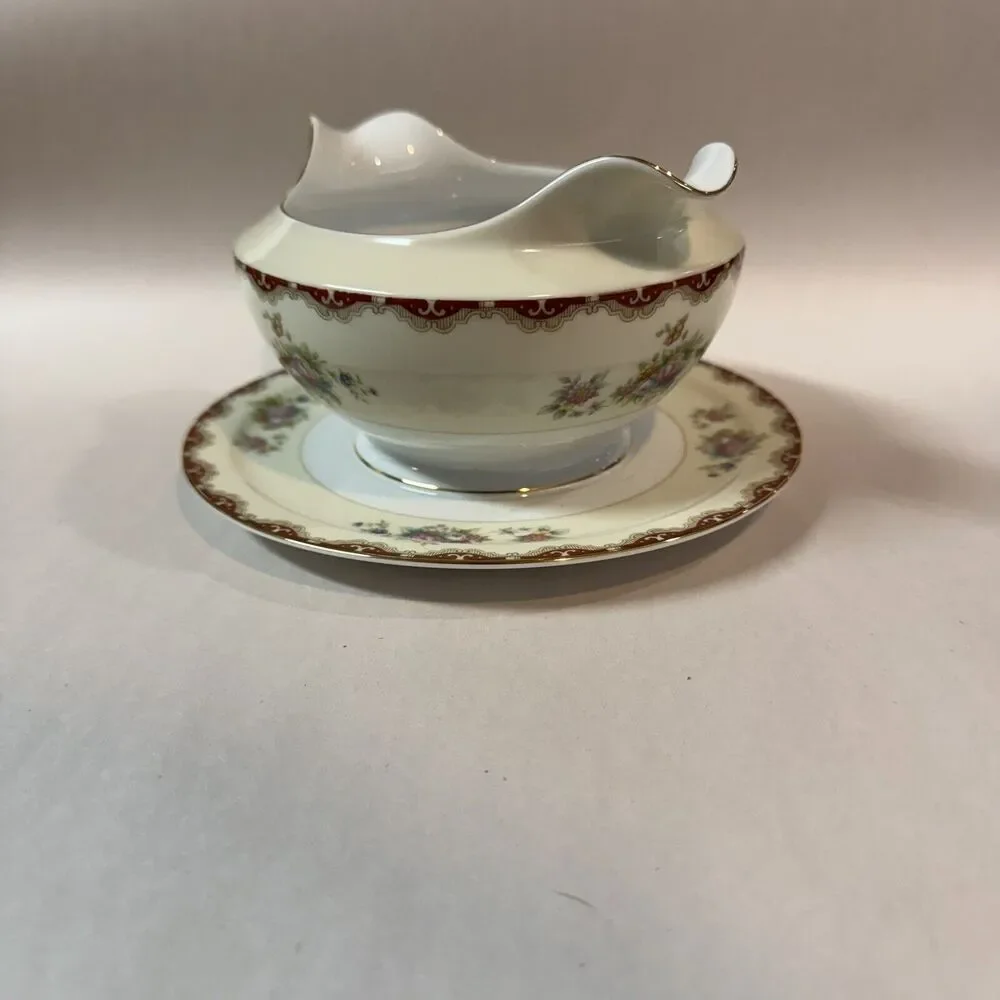 Royal Embassy China Gravy Boat Attached Under Plate‎ RUTLAND Japan